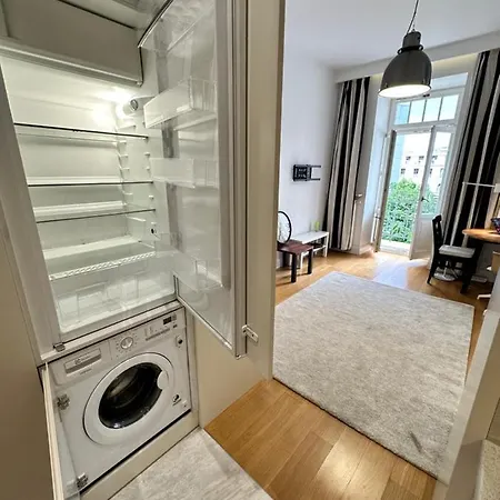 Decor 4 Fast Wifi 85'tv Netflix Hbo Disney+ Appartement Varsovie