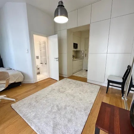 Apartment Decor 4 Fast Wifi 85'tv Netflix Hbo Disney+ *